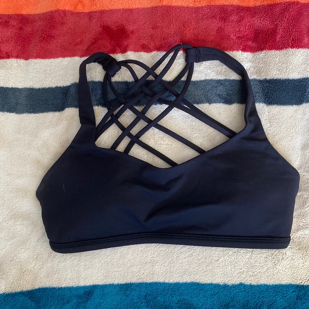 Lululemon sports bra